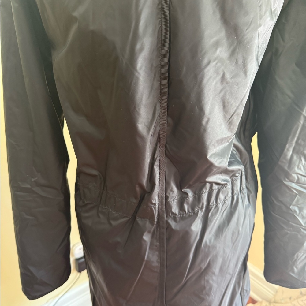 Athleta Summit Insulated Jacket/Coat - image 8